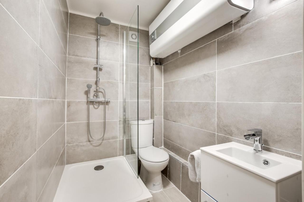 302 Suite Dylan - Superb Apartment In Parijs Buitenkant foto